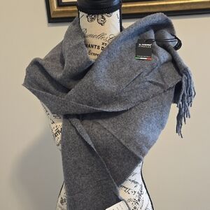 L. Mengi Charcoal Women's Wrap